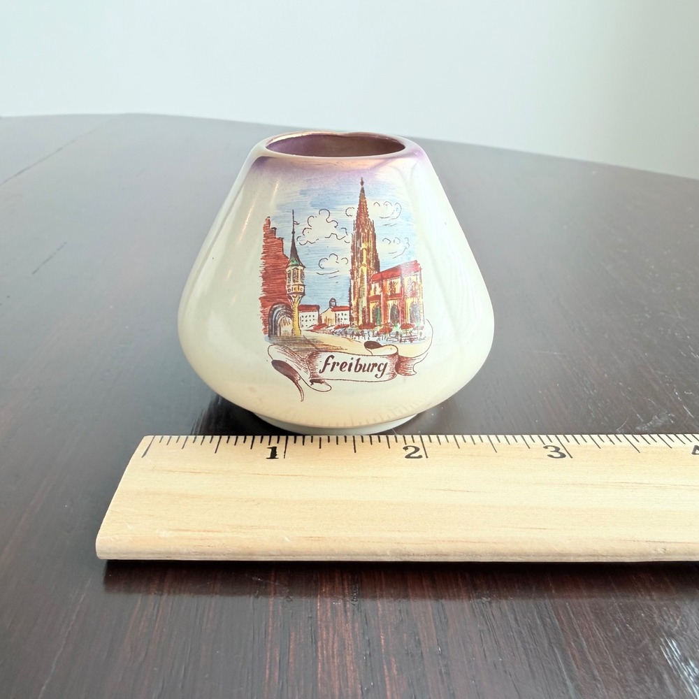 Vintage Freiburg Germany Souvenir Ceramic Bud Vase Iridescent Luster Rim 2.5in‎ - Picture 4 of 7